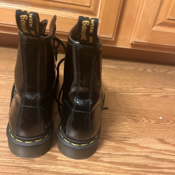 Dr. Martens black Airwair with bouncing soles combat boots size 6! - Picture 6 of 7